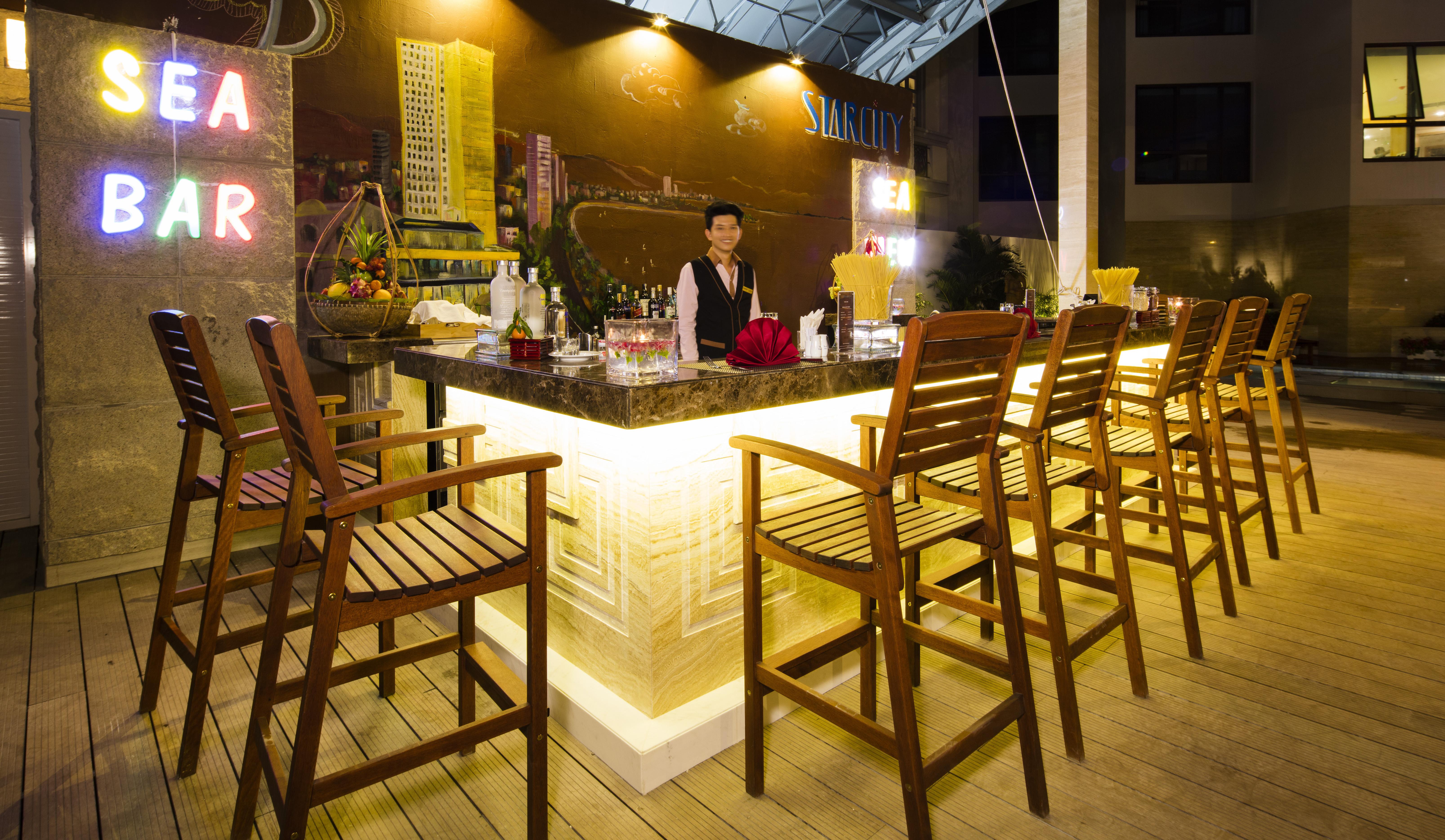 Starcity Hotel & Condotel Beachfront Nha Trang Extérieur photo